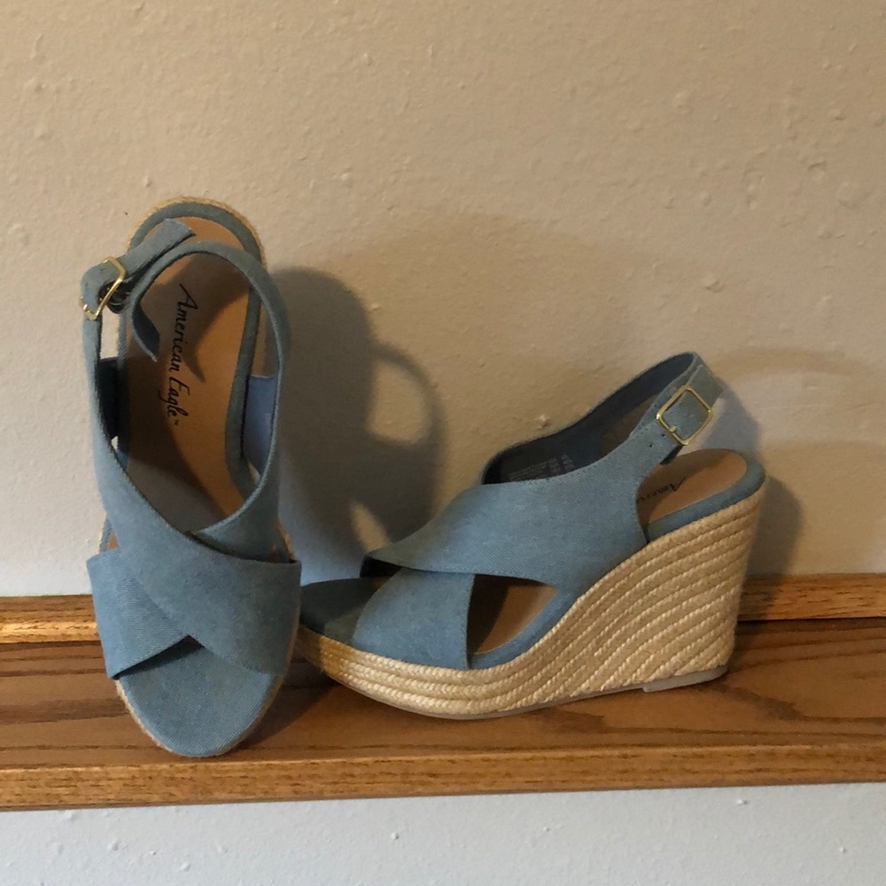 Blue cross strapped wedges!